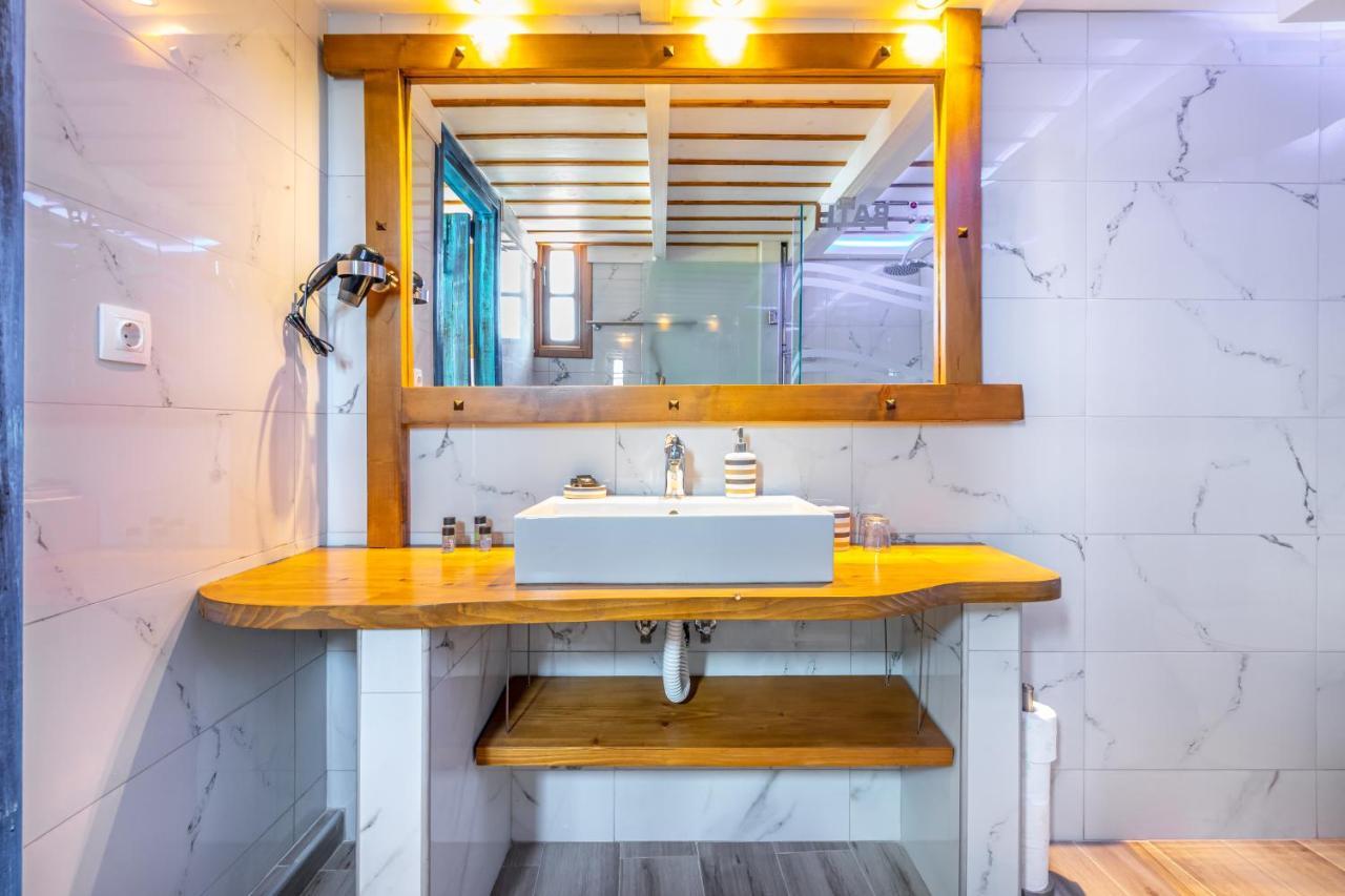 Cava D"Oro Suites Rhodes City Εξωτερικό φωτογραφία