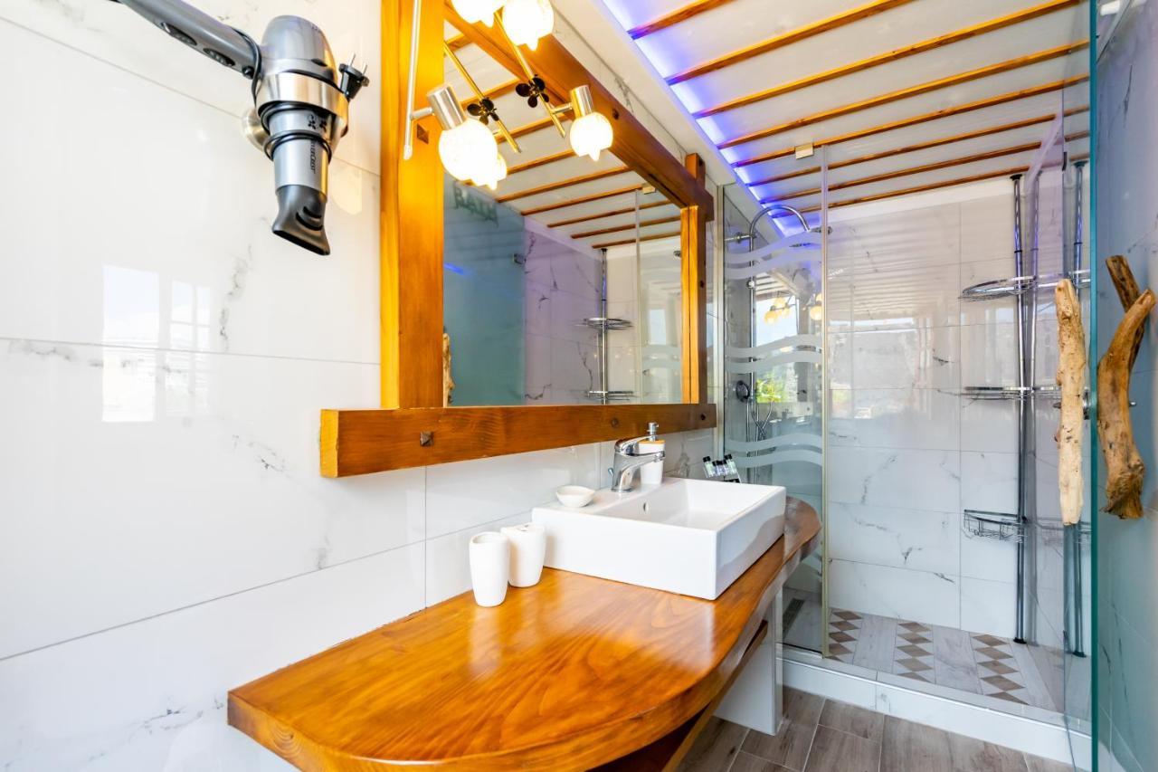 Cava D"Oro Suites Rhodes City Εξωτερικό φωτογραφία