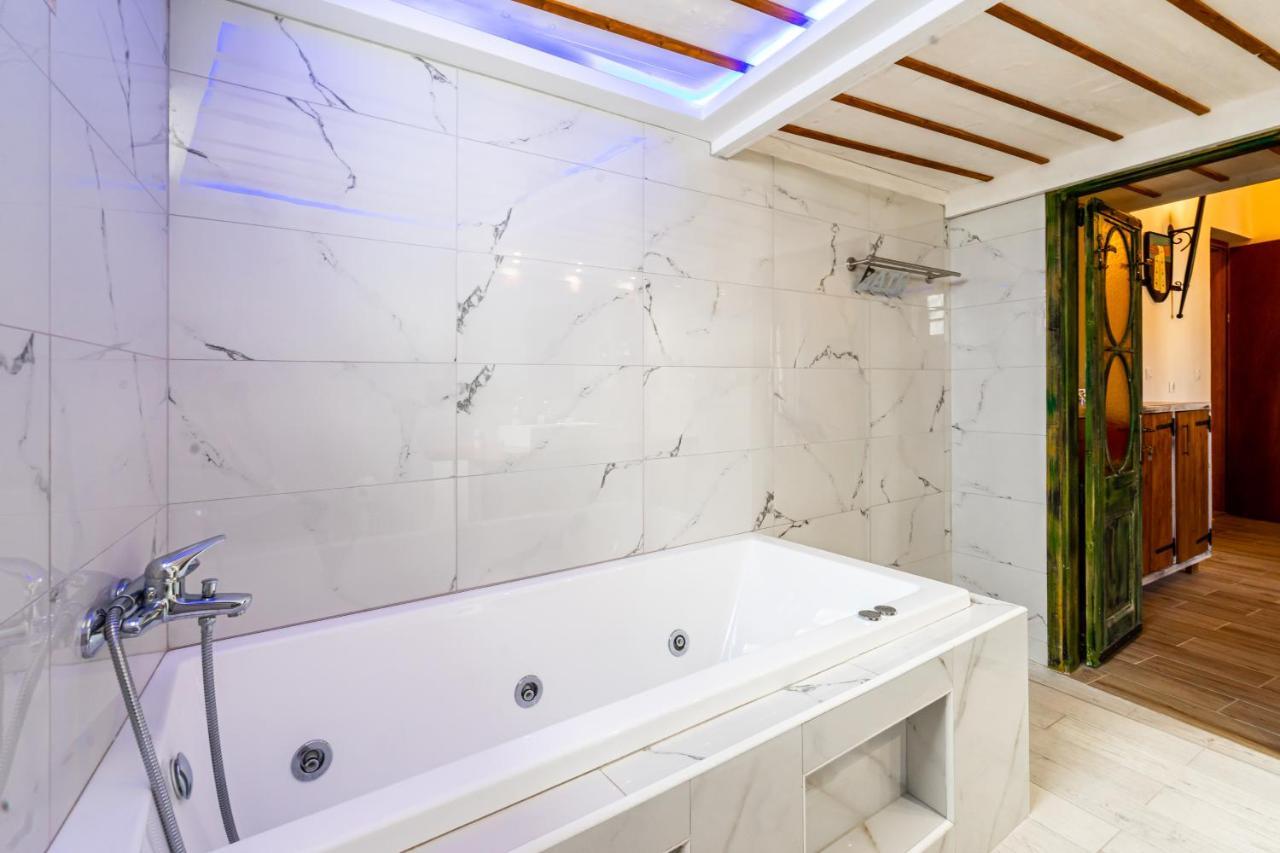 Cava D"Oro Suites Rhodes City Εξωτερικό φωτογραφία